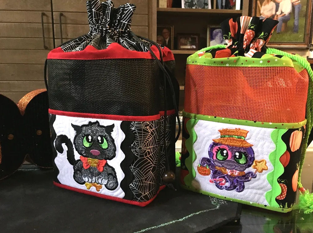 Spooky Buddies 5x7--Set of 10 Designs