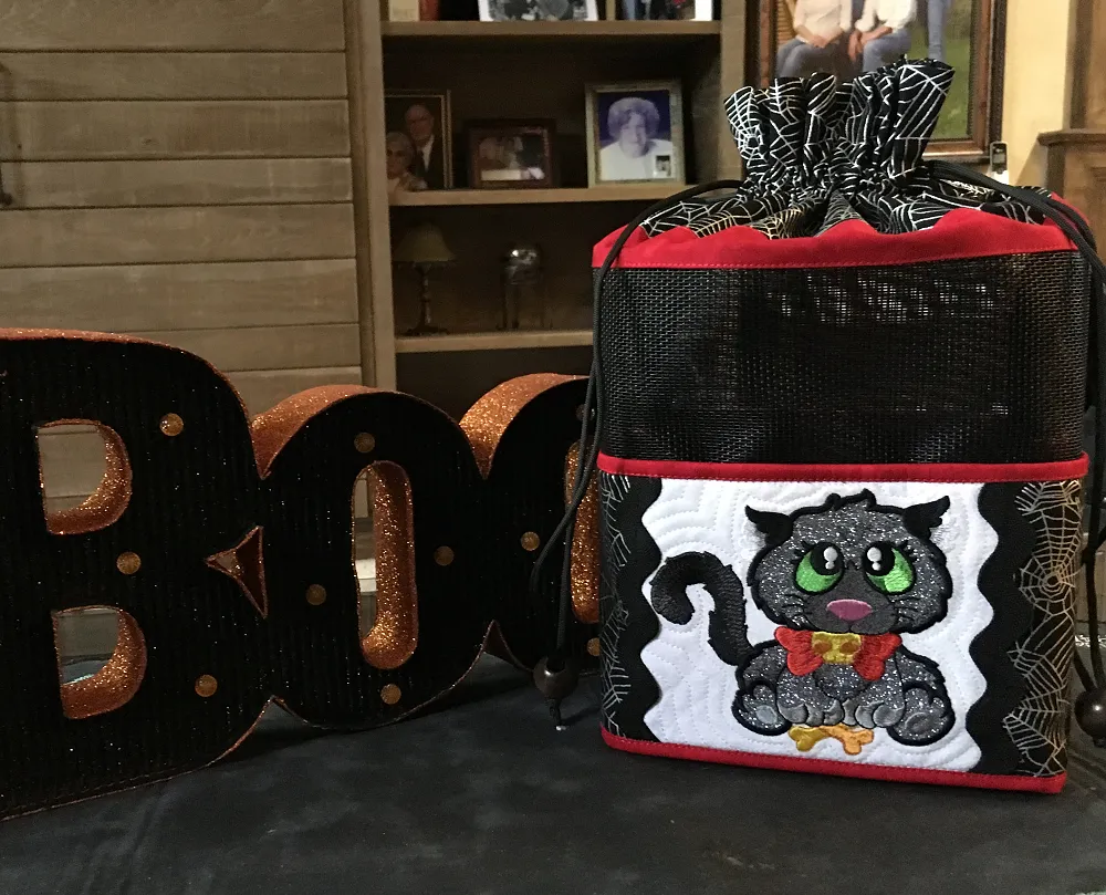 Spooky Buddies 5x7--Set of 10 Designs